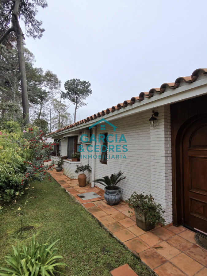 Casa ID.646 - Casa 3 dormitorios en Pinares Punta del Este 