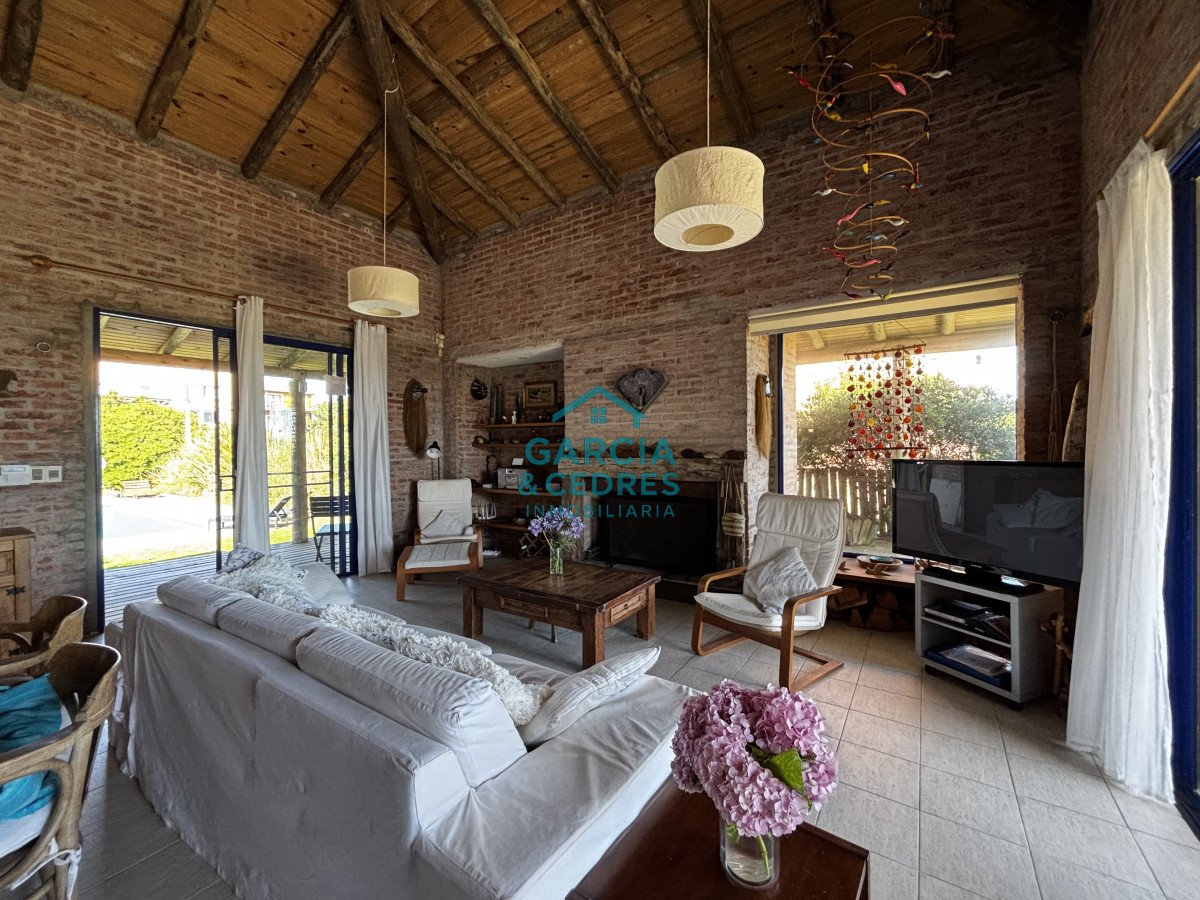 Casa ID.16 - A PASOS DEL MAR!!! 