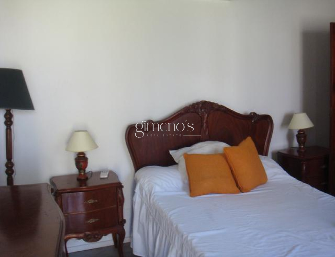 Casa ID.425 - Venta de Casa de 3 Dormitorios  en Tio Tom a pasos de la playa - Solanas 