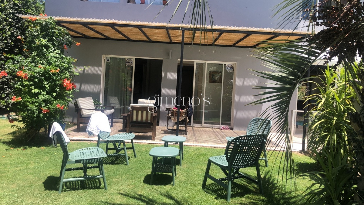Casa ID.425 - Venta de Casa de 3 Dormitorios  en Tio Tom a pasos de la playa - Solanas 