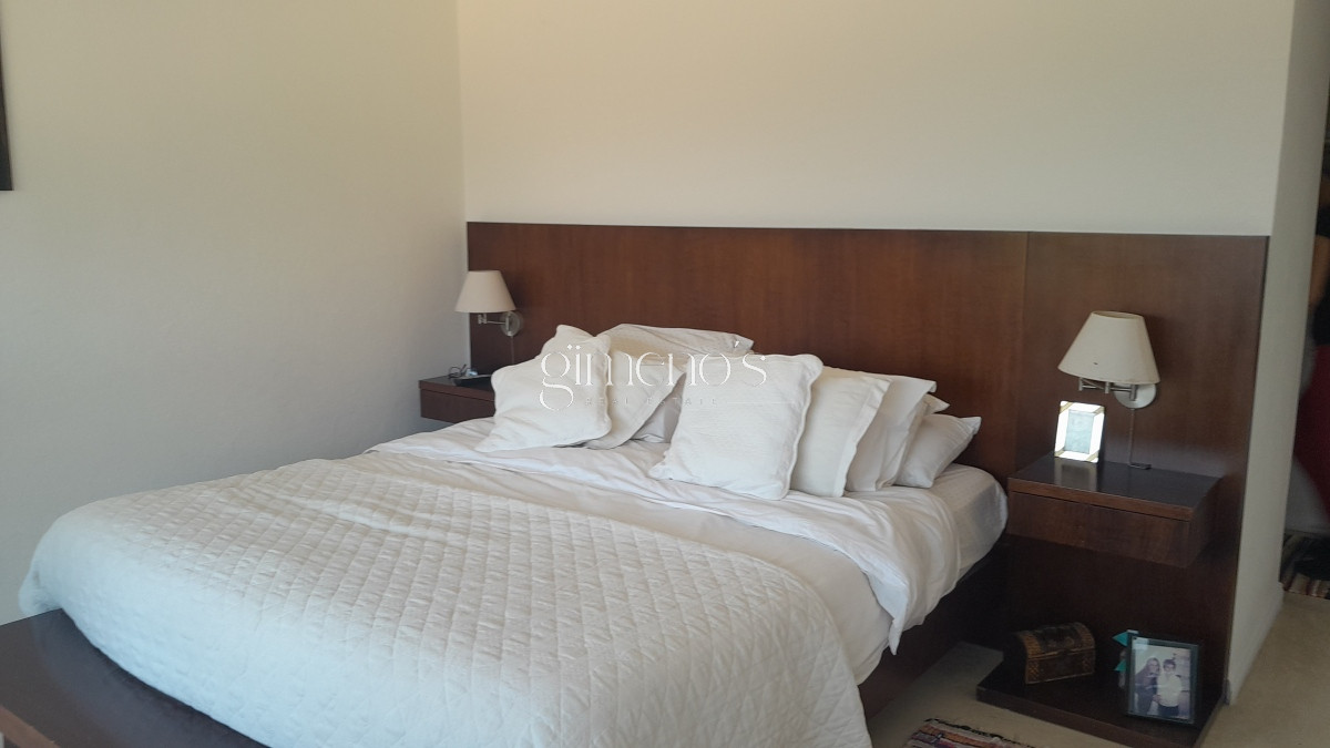 Casa ID.425 - Venta de Casa de 3 Dormitorios  en Tio Tom a pasos de la playa - Solanas 