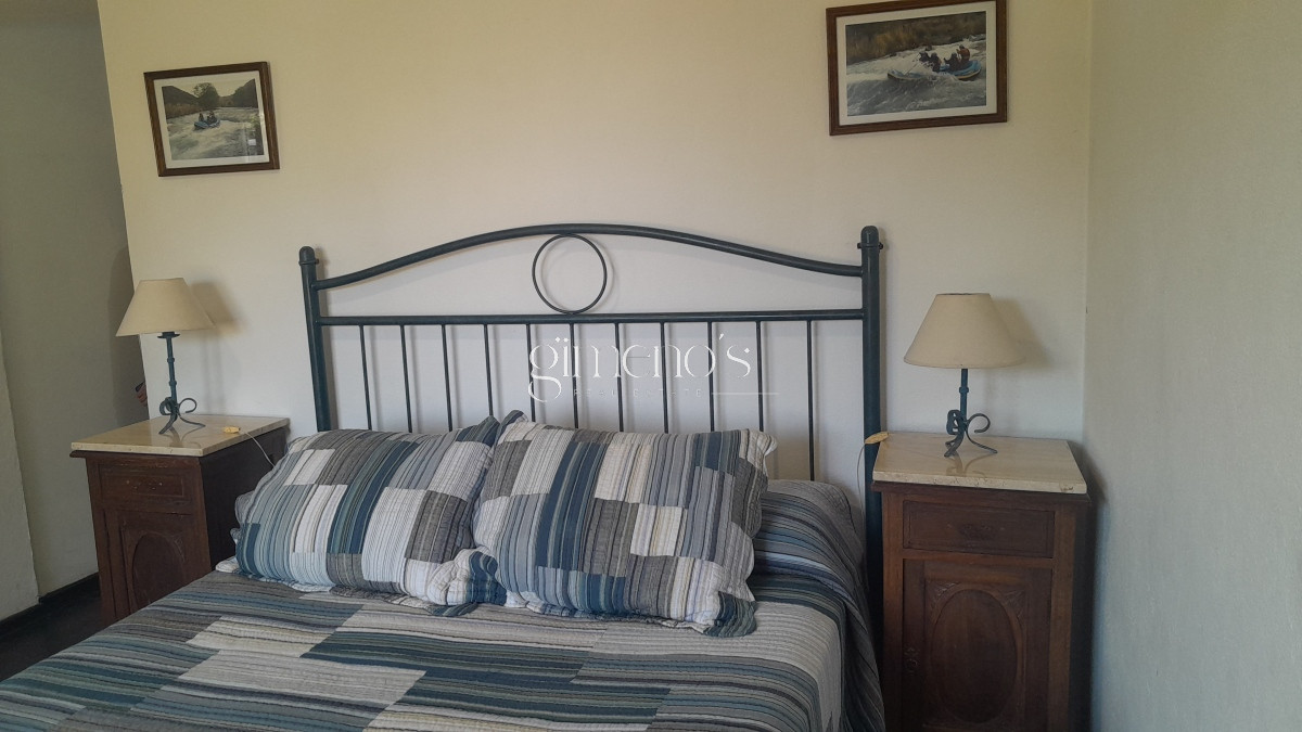 Casa ID.425 - Venta de Casa de 3 Dormitorios  en Tio Tom a pasos de la playa - Solanas 