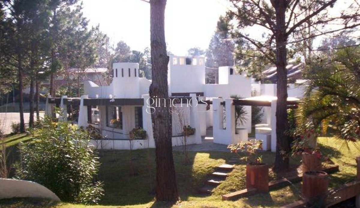 Casa ID.426 - Venta de Casa 3 Dormitorios - Solanas - Punta del Este 