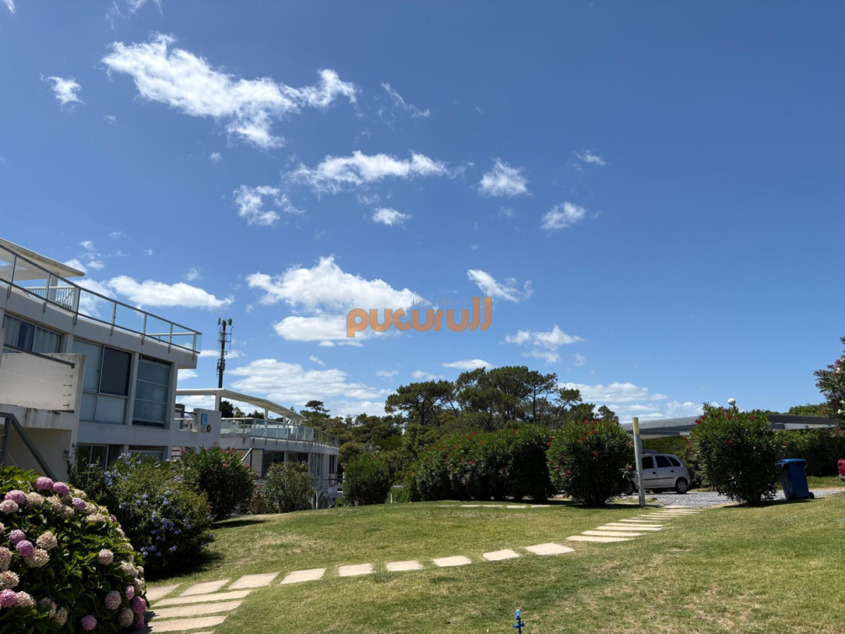 Apartamento ID.2499 - Apto. C 004