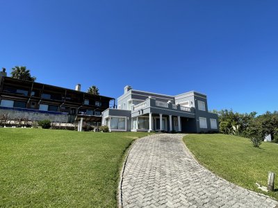 Casa en el lomo de la ballena