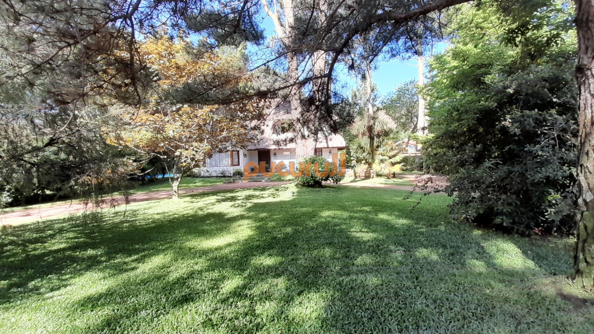 Casa ID.127 - Casa en Punta Ballena, Portezuelo Bosque