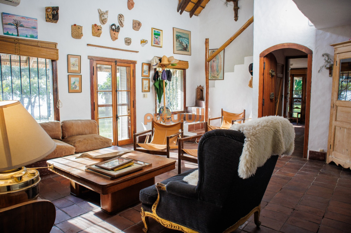 Casa ID.444 - Gran chacra con 180 m. de costa a Laguna del Sauce