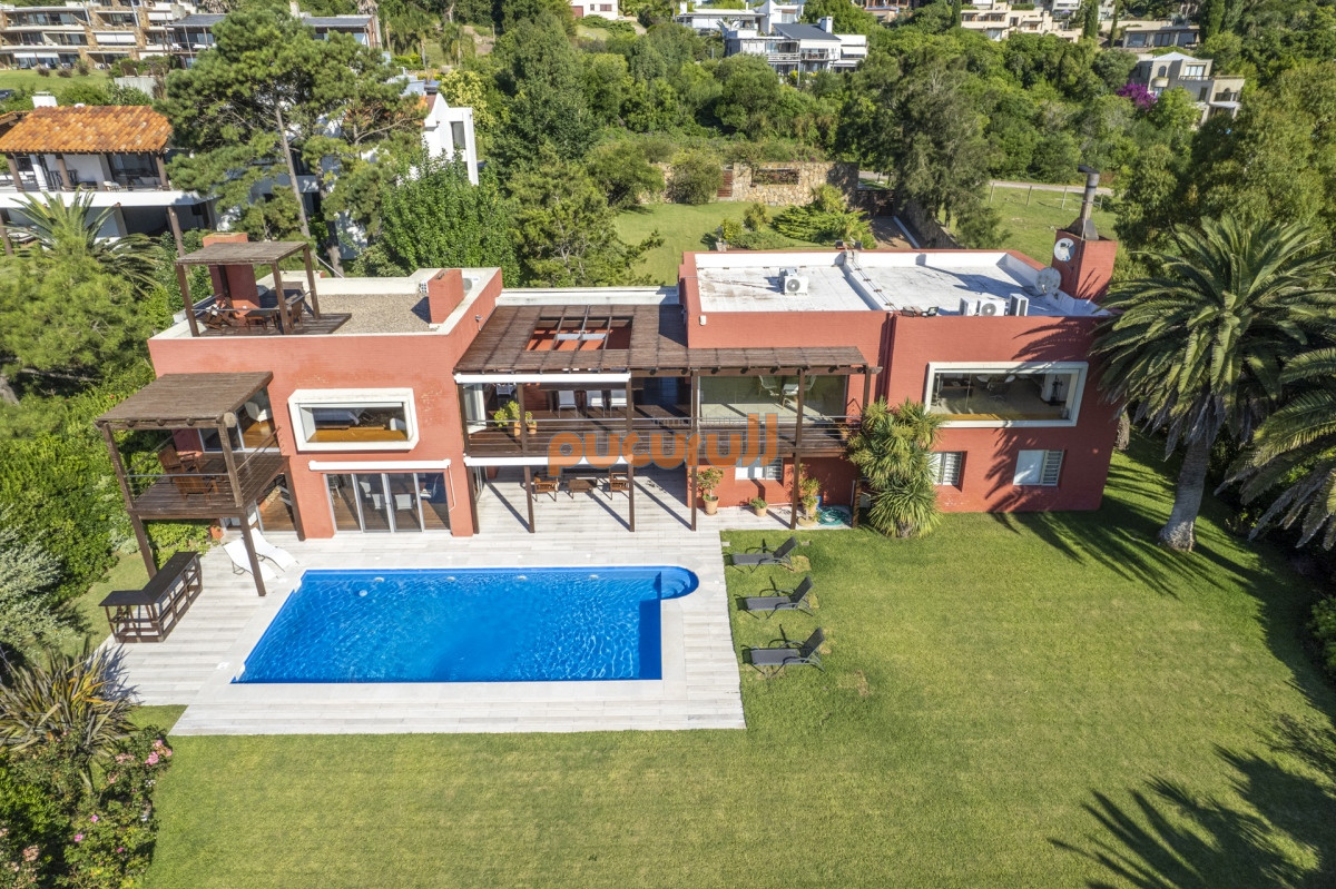 Lomo de la Ballena - GoPunta - Portal Inmobiliario de Punta del Este - Maldonado