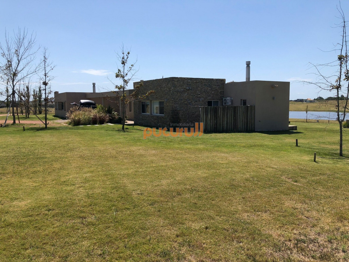 Casa ID.1617 - laguna de los cisnes 