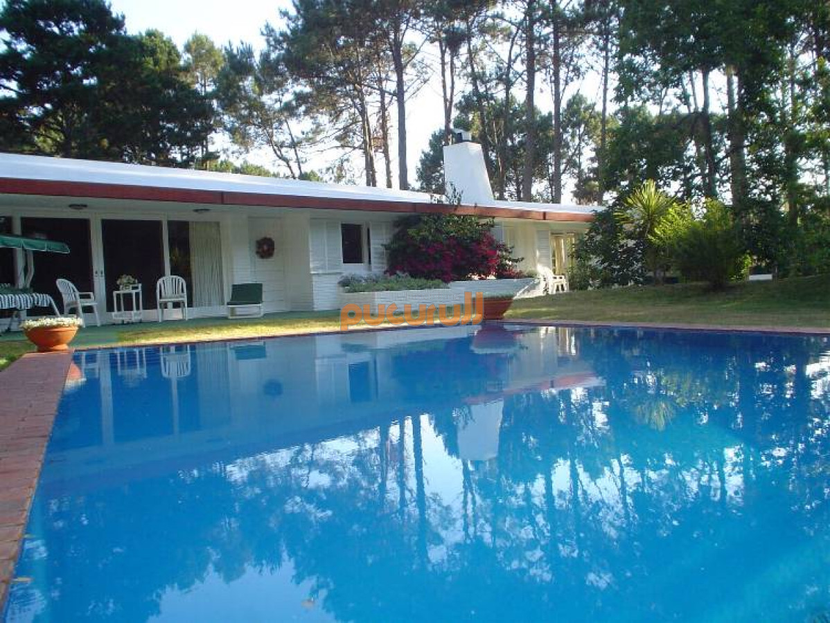 Casa ID.128 - Solanas zona Oeste. 