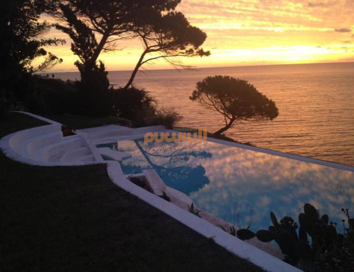Lomo de la Ballena - GoPunta - Portal Inmobiliario de Punta del Este - Maldonado