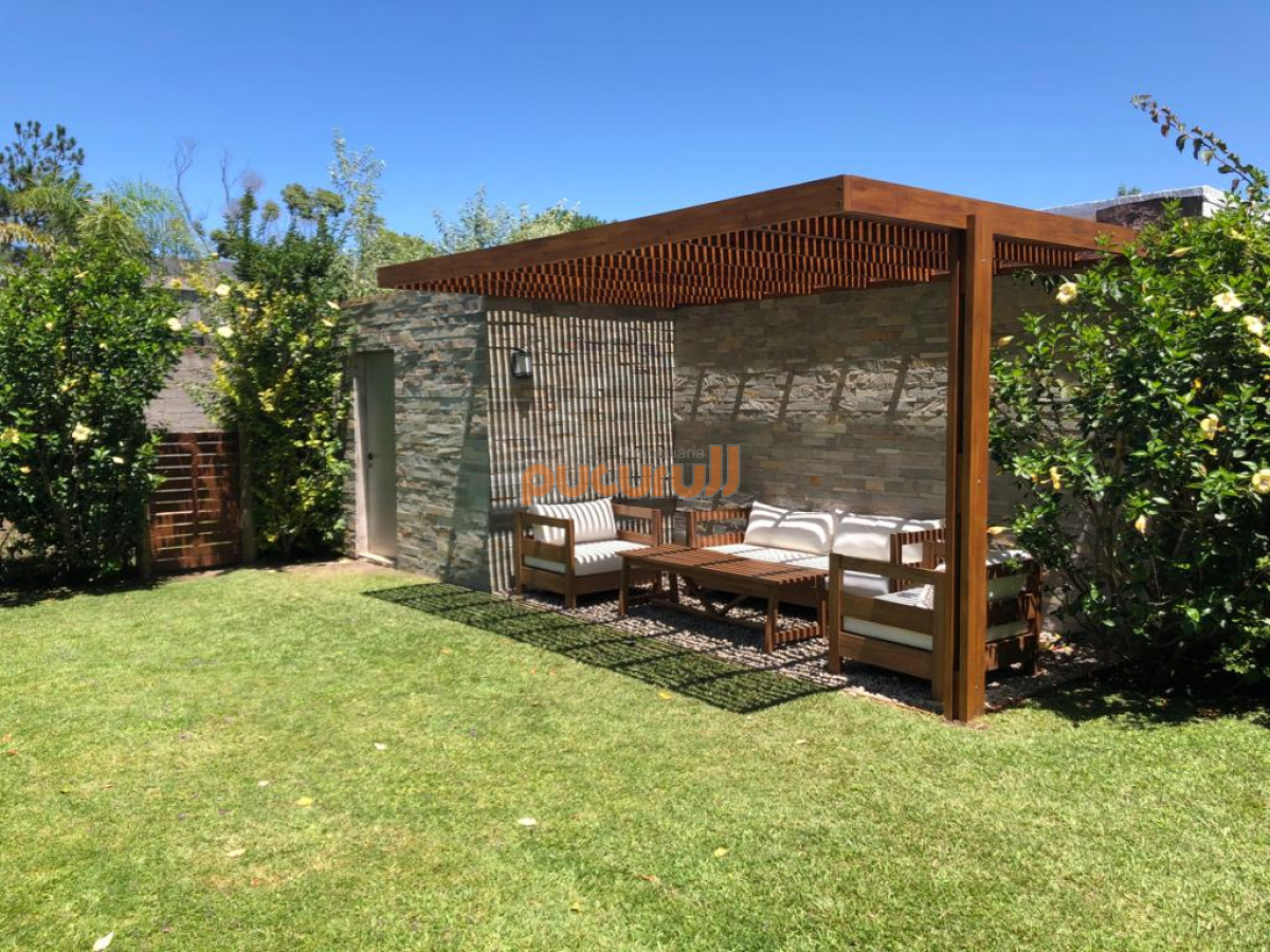 Casa ID.143 - Casa en Punta Ballena, Tio Tom