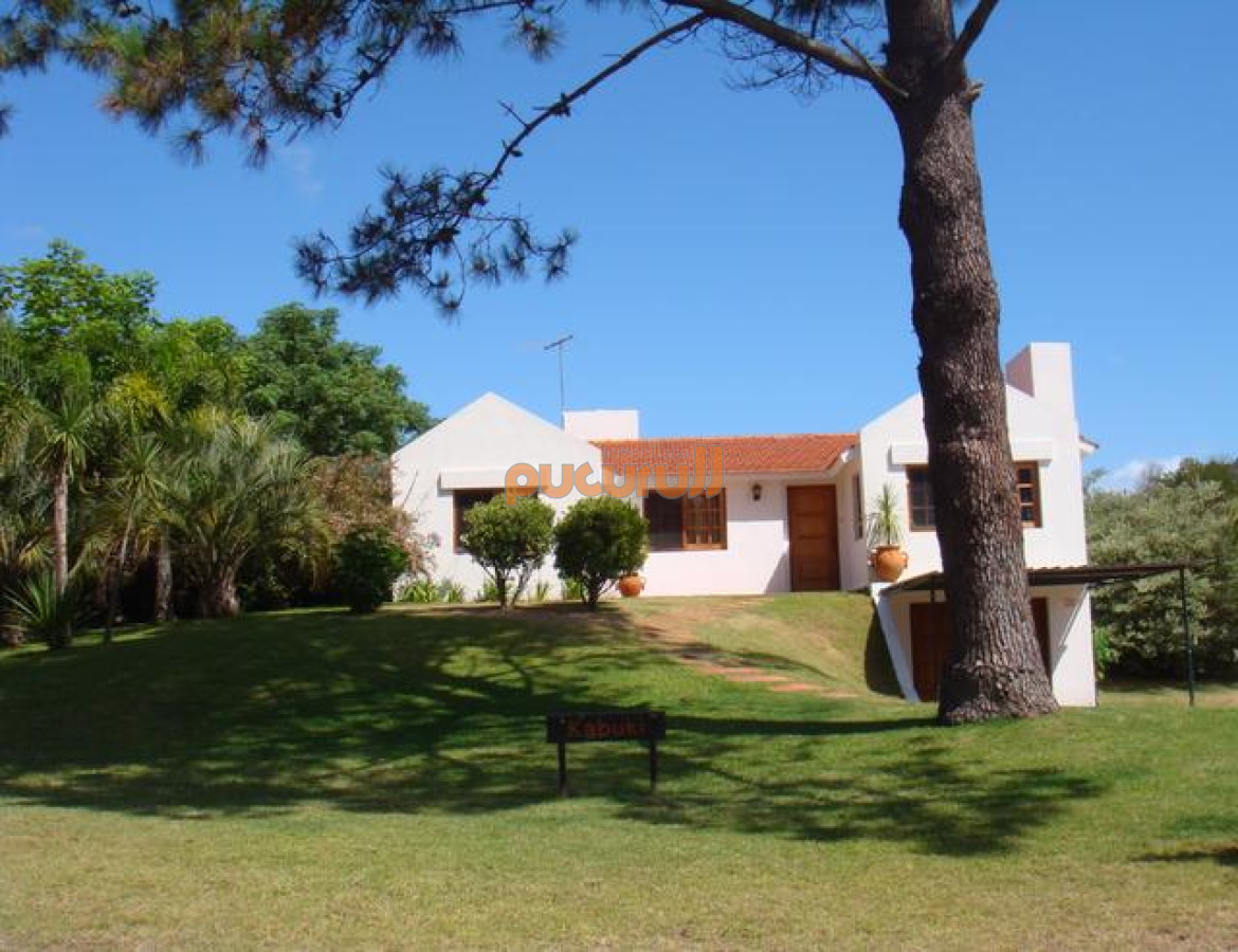Casa ID.1394 - Casa en Punta Ballena, Portezuelo Bosque