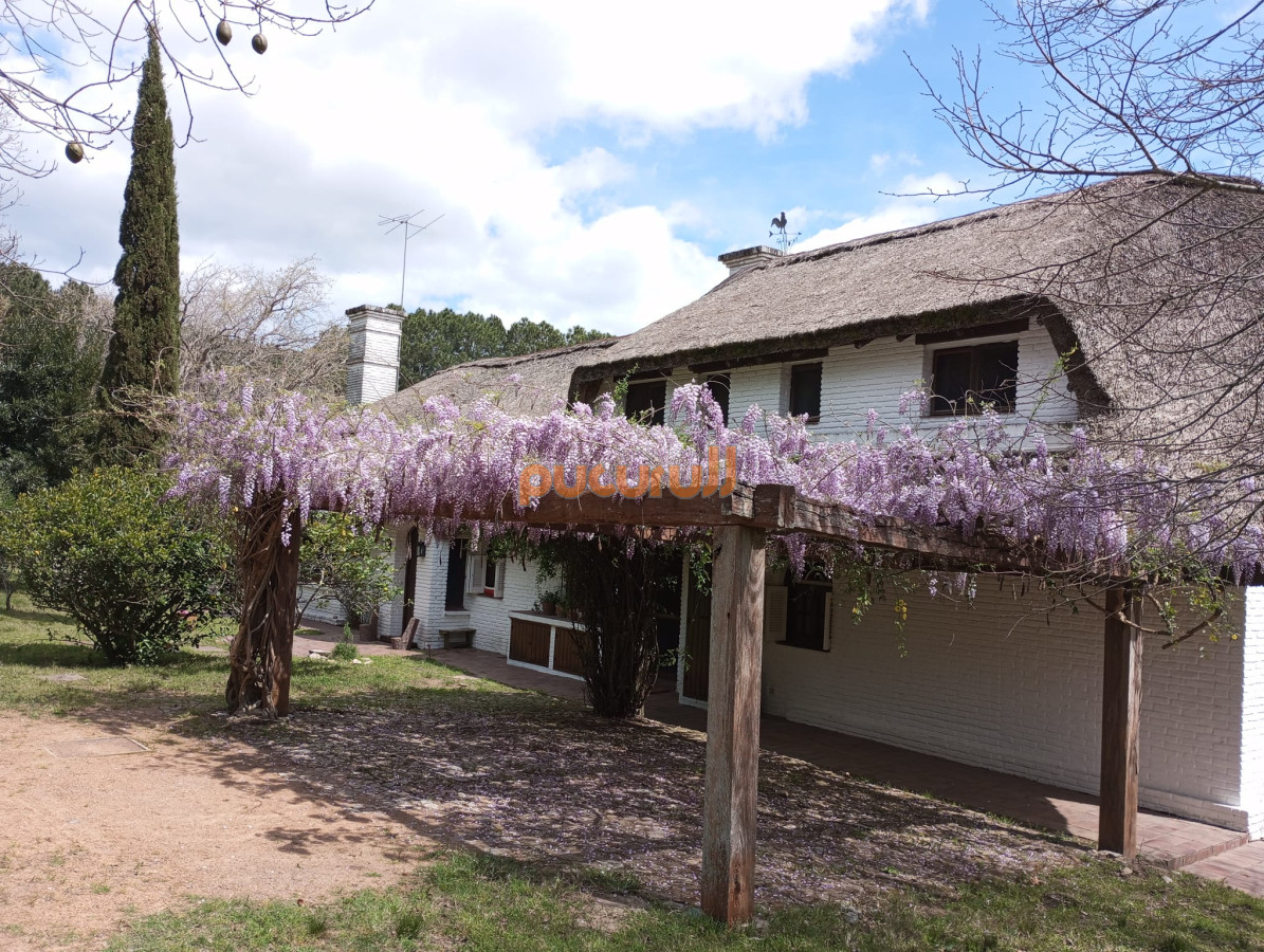 Casa ID.444 - Gran chacra con 180 m. de costa a Laguna del Sauce