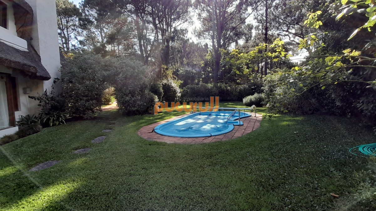 Casa ID.127 - Casa en Punta Ballena, Portezuelo Bosque