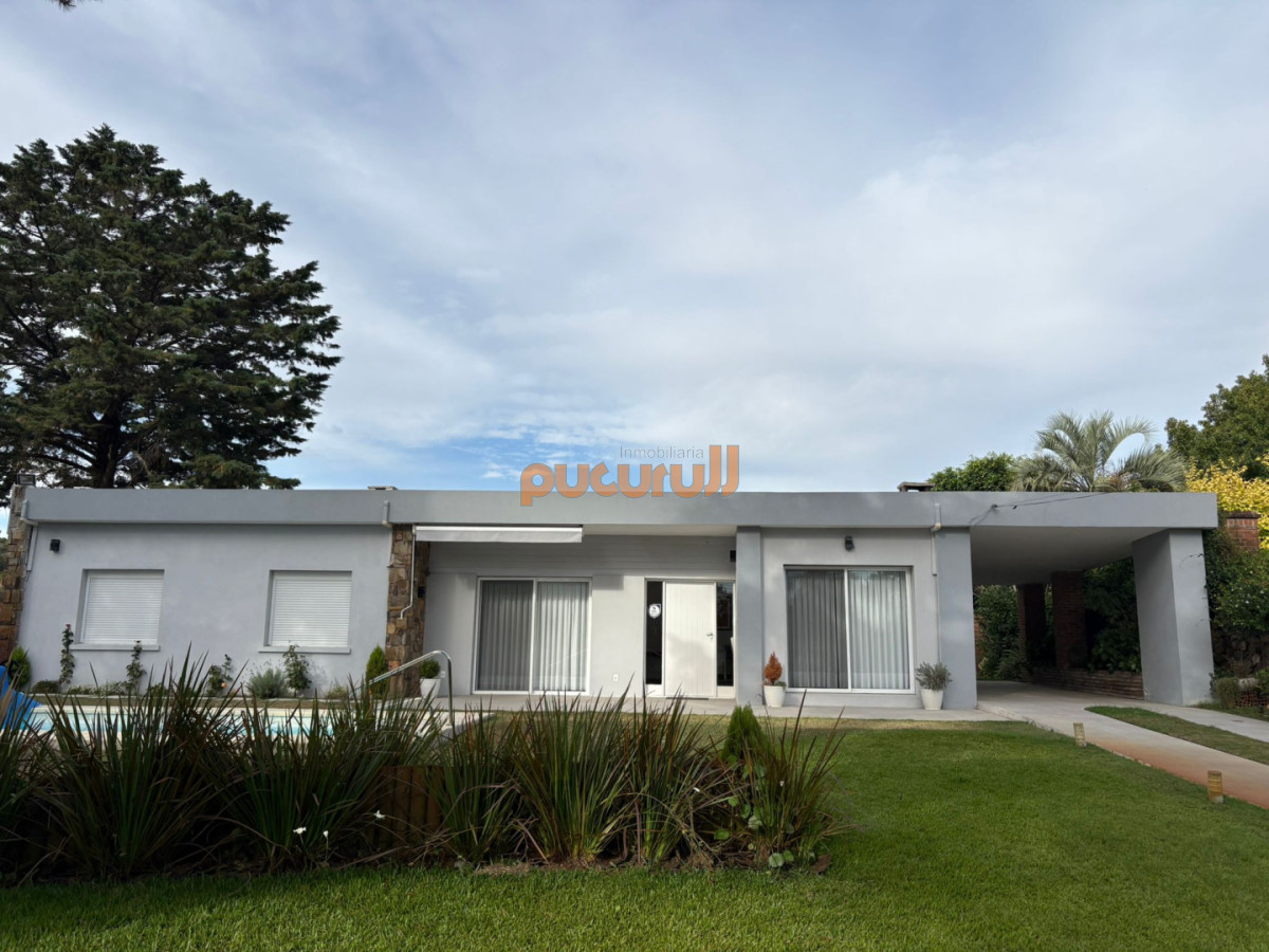 Casa ID.182 - Solanas oportunidad!!