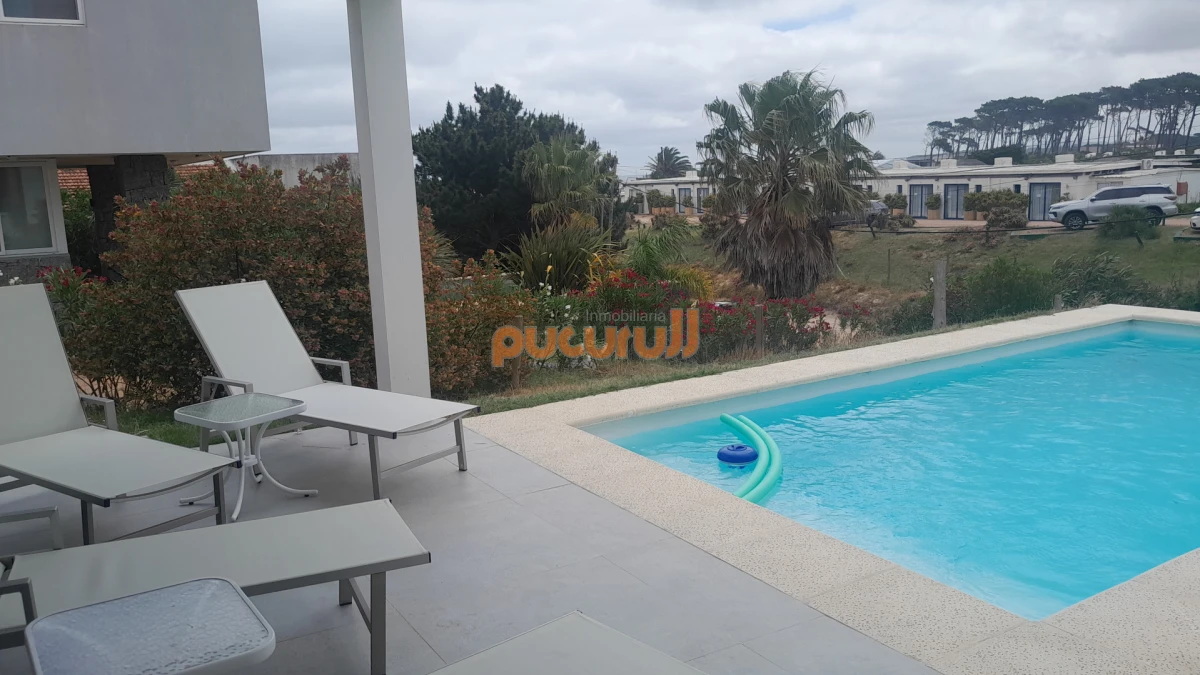 Casa ID.2462 - A pasos de la playa!!! 