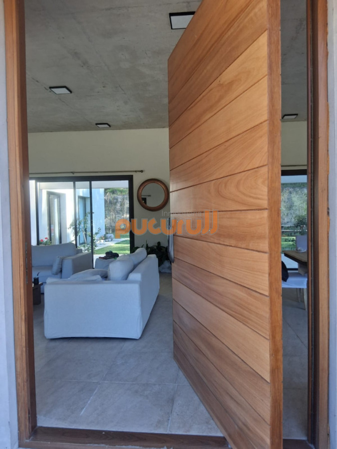 Casa ID.2354 - Excelente entorno!