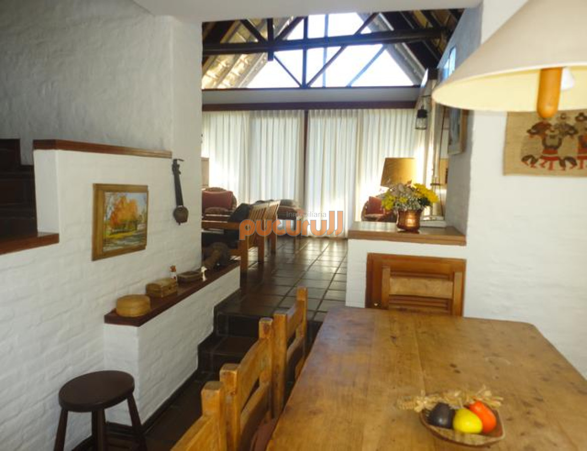 Casa ID.1739 - Extraordinaria esquina en Tio Tom