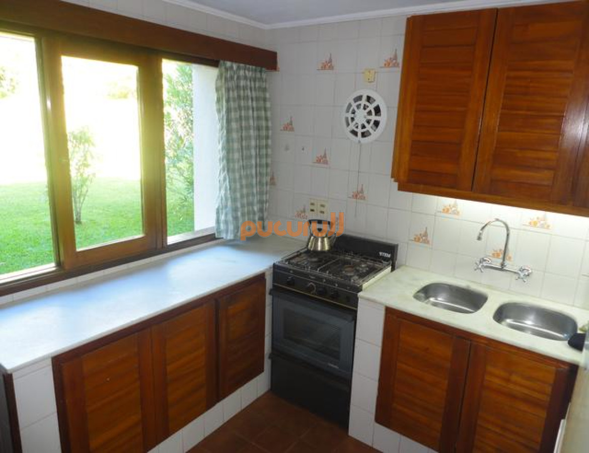 Casa ID.1739 - Extraordinaria esquina en Tio Tom
