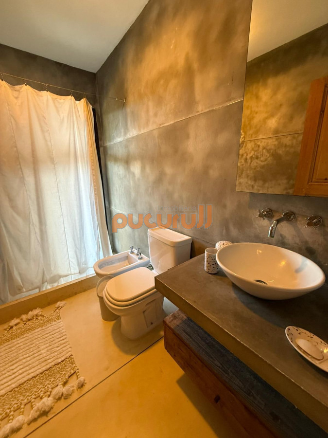 Casa ID.1976 - En lugar tranquilo. 