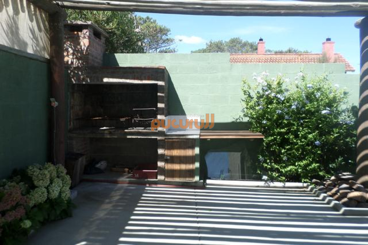 Casa ID.468 - Oportunidad en Ocean Park!!