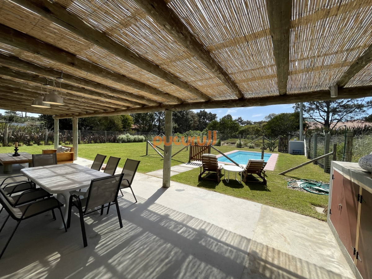 Casa ID.1169 - Disfrutable casa en una planta!