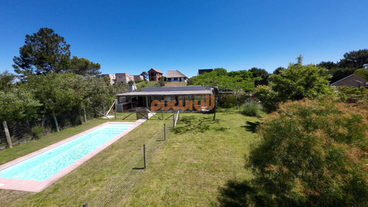 Casa ID.1169 - Disfrutable casa en una planta!