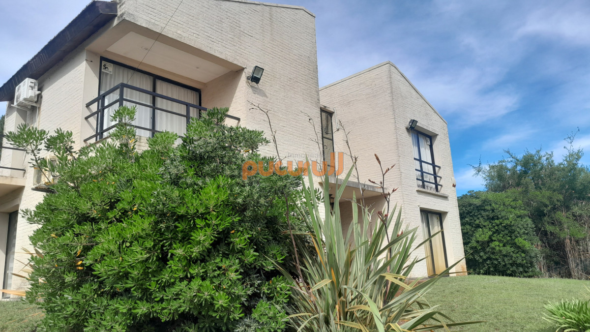 Casa ID.1983 - Excelente Ubicacion!!!