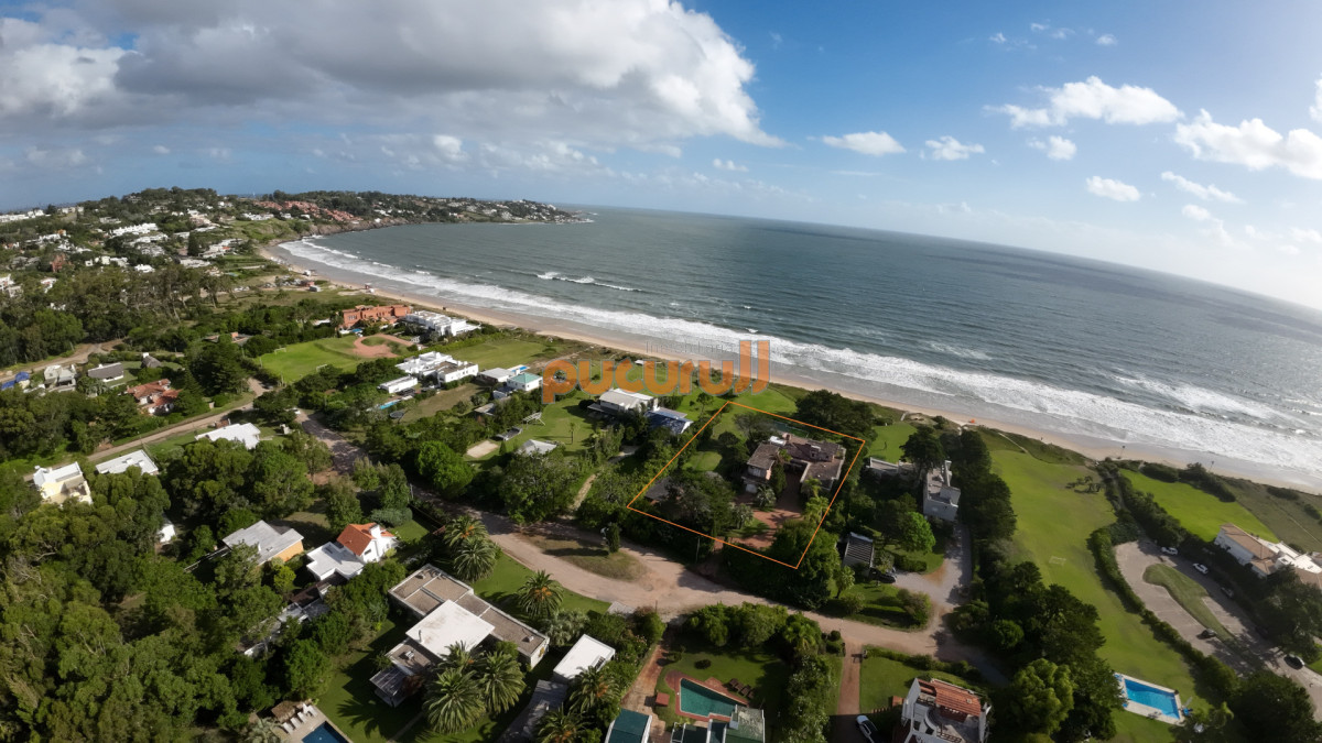 Casa ID.2199 - DIRECTAMENTE SOBRE EL MAR!  en Solana. 