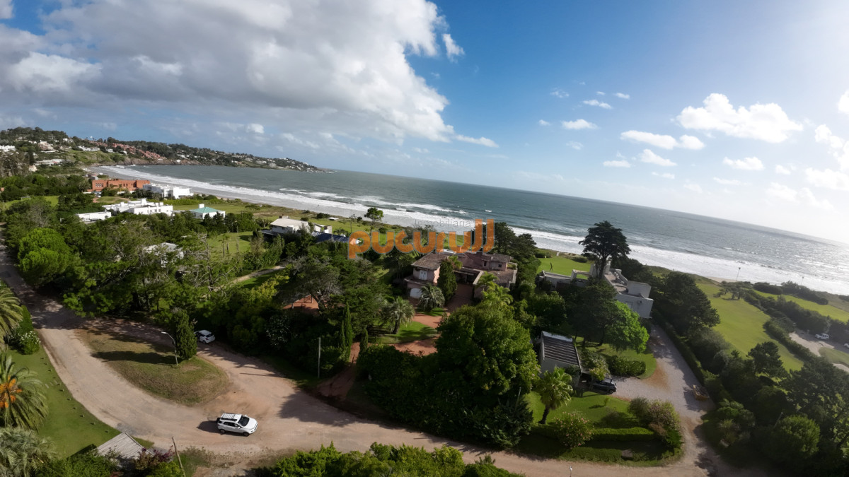 Casa ID.2199 - DIRECTAMENTE SOBRE EL MAR!  en Solana. 