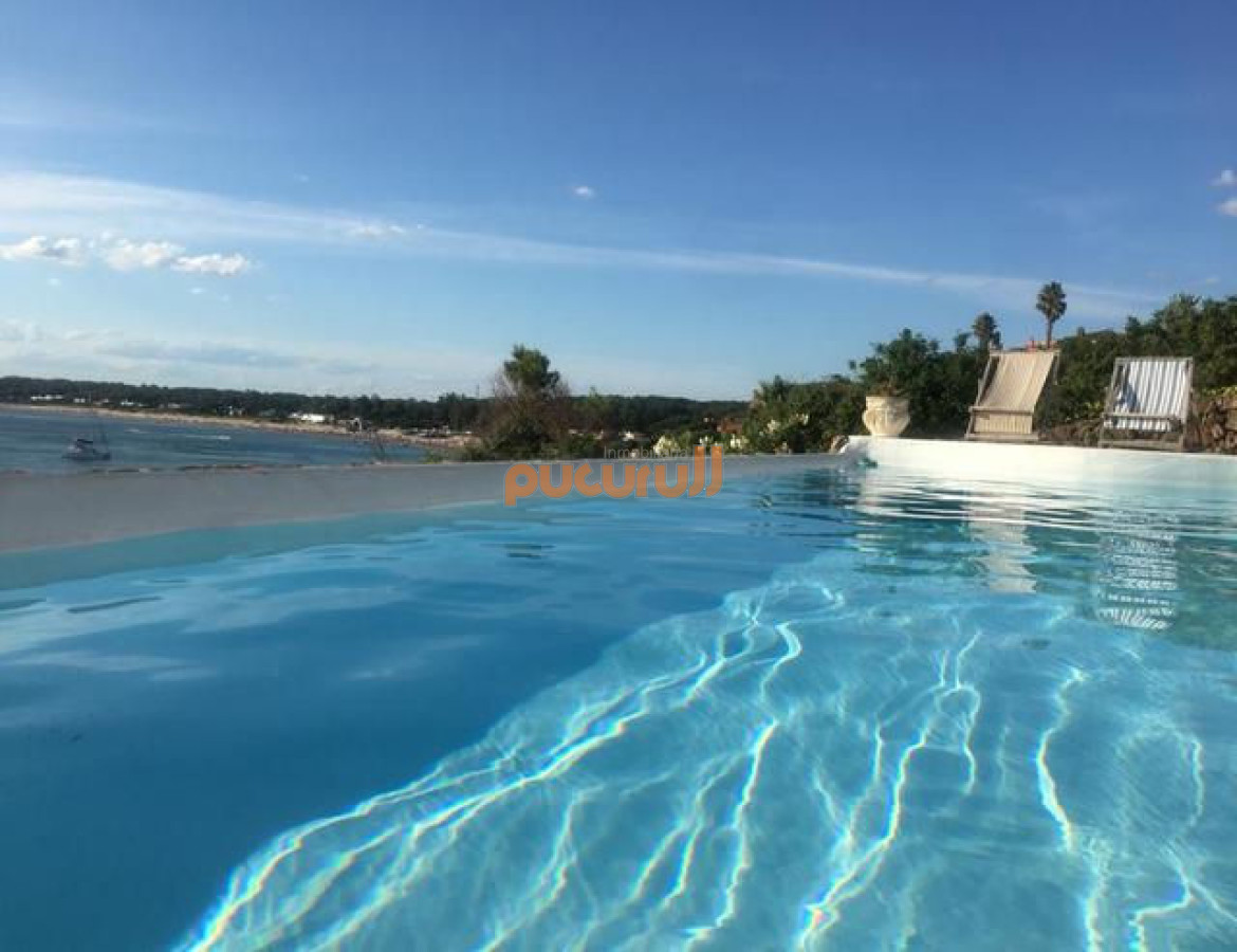 Casa ID.367 - Colgada sobre el Acantilado de Punta Ballena