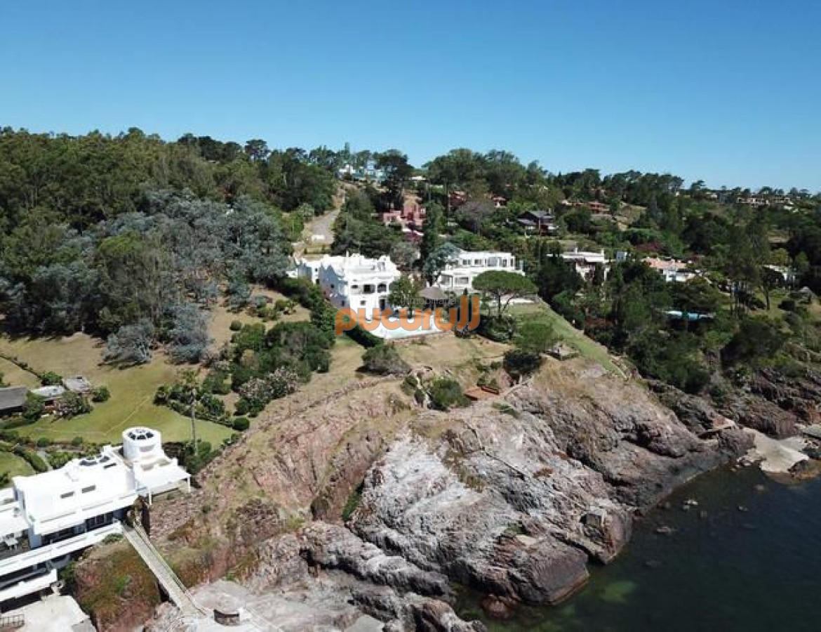 Casa ID.367 - Colgada sobre el Acantilado de Punta Ballena