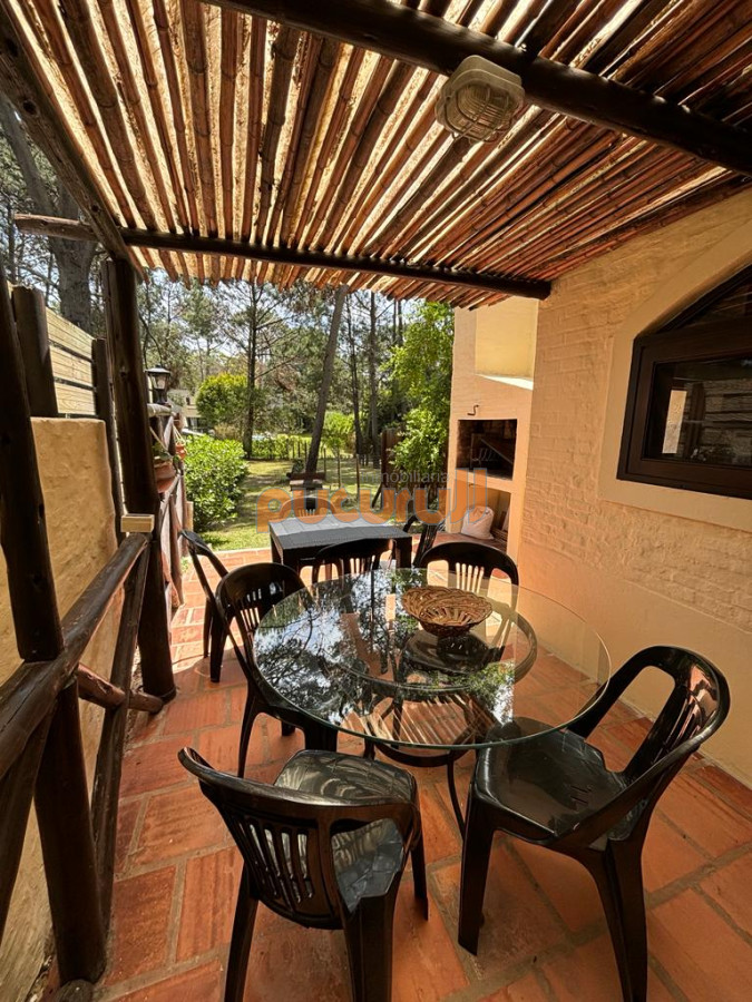 Casa ID.1869 - Casa en Punta Ballena, Complejo Solanas