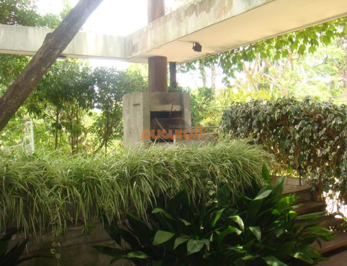 Casa ID.2205 - SOBRE RUTA posibilidad Comercial