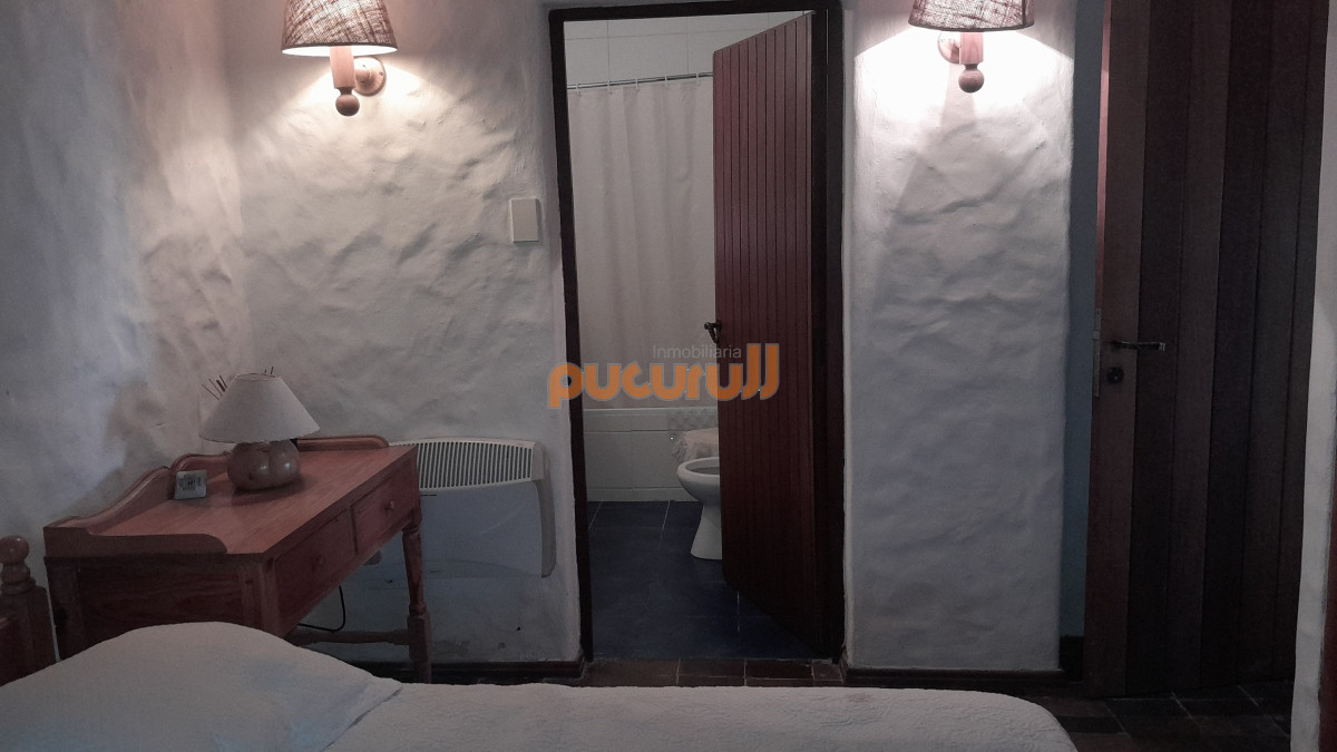 Casa ID.1862 - Directamente sobre la Laguna del sauce