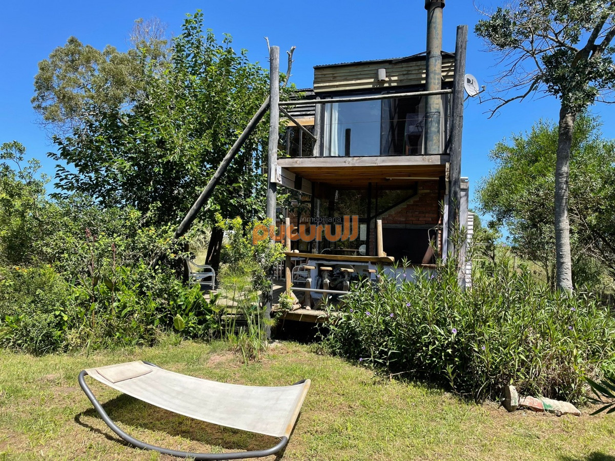 Casa ID.1200 - Simpática casa muy luminosa!
