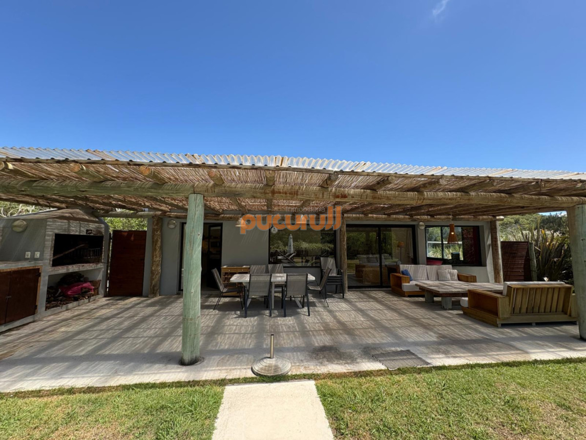 Casa ID.1169 - Disfrutable casa en una planta!