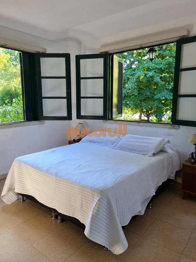 Casa ID.1236 - Hermosa esquina en pleno Solanas