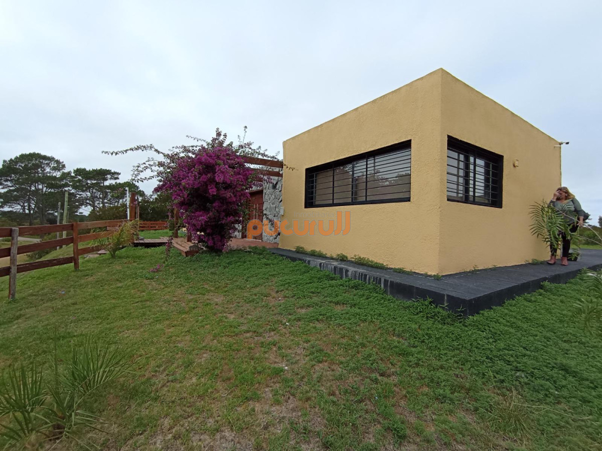 Casa ID.1937 - Casa en Punta Ballena, Club del Lago