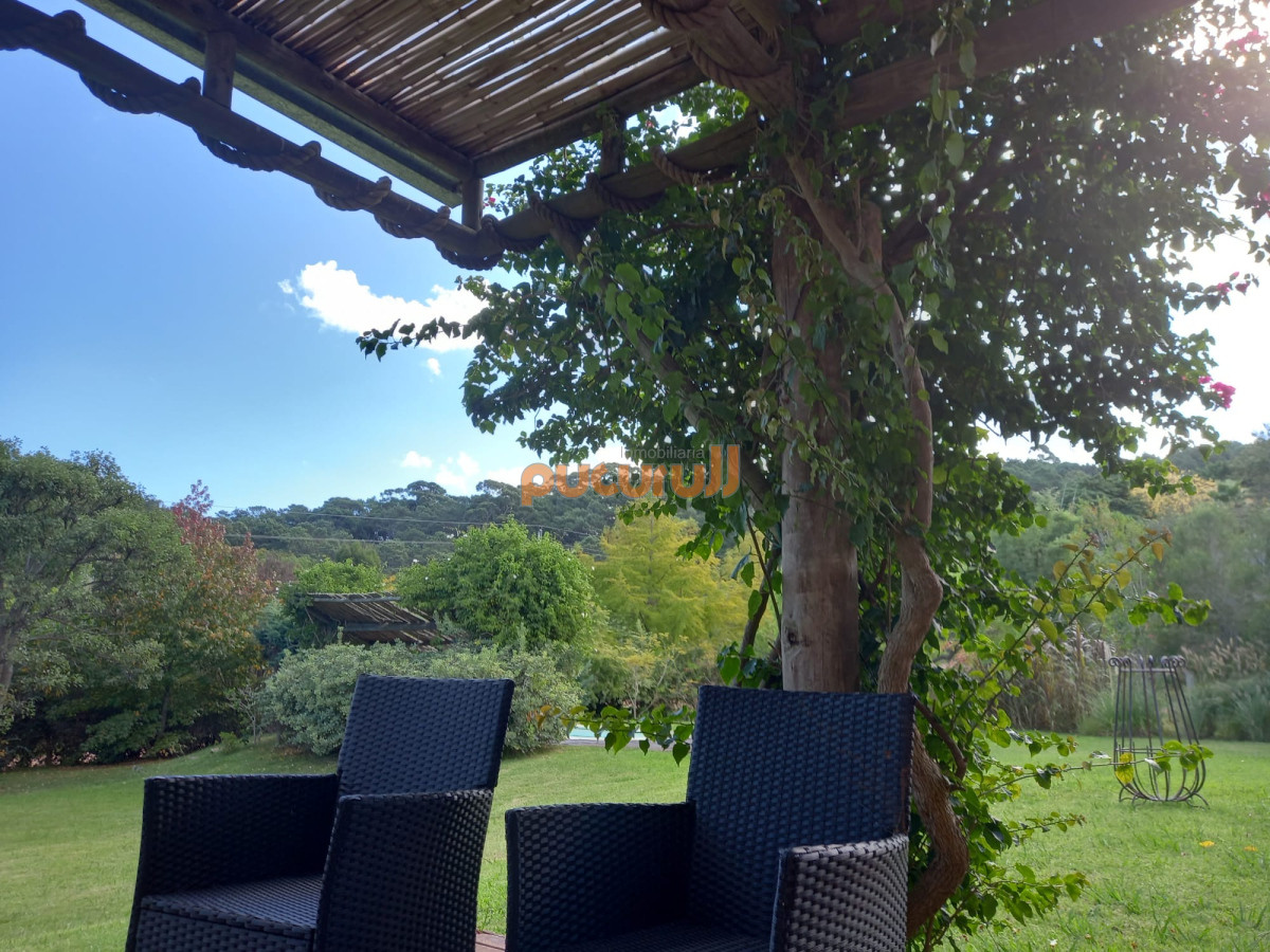 Casa ID.1932 - Casa en Punta Ballena, Camino Lussich