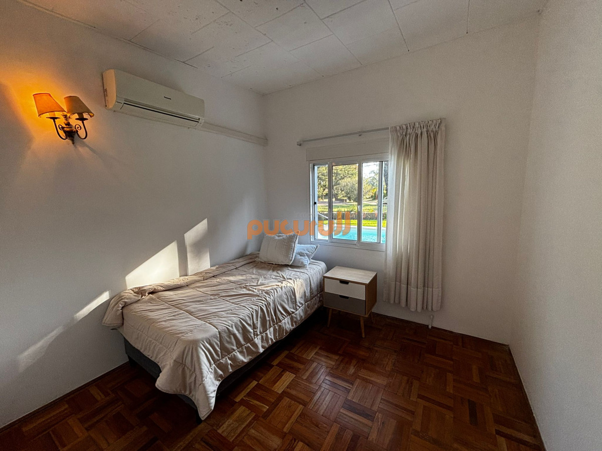 Casa ID.182 - Solanas oportunidad!!