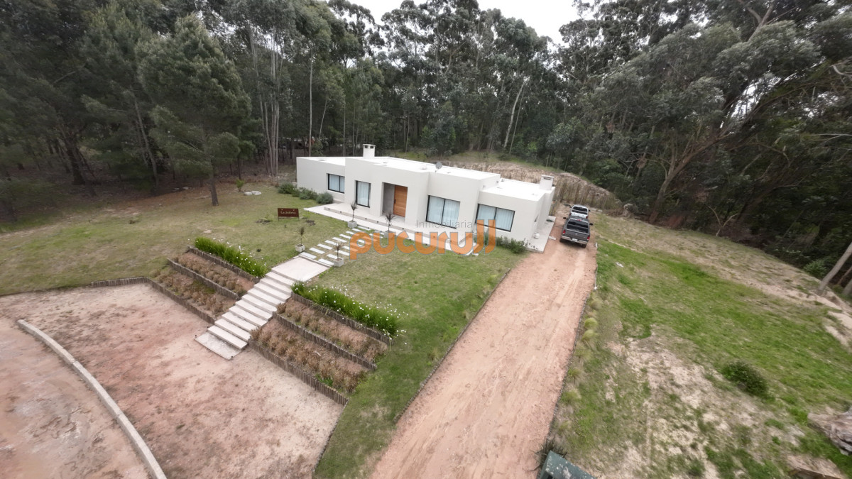 Casa ID.2354 - Excelente entorno!