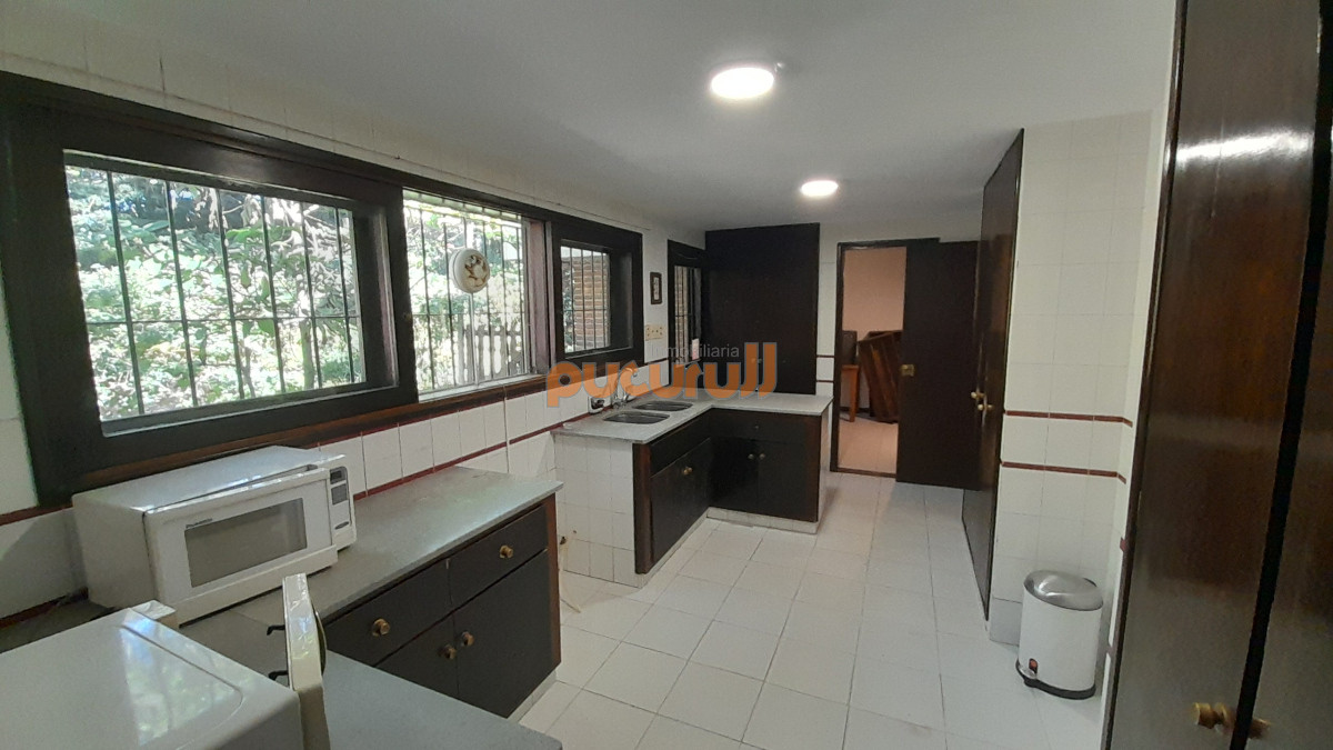 Casa ID.2204 - Excelente ubicación y entorno!