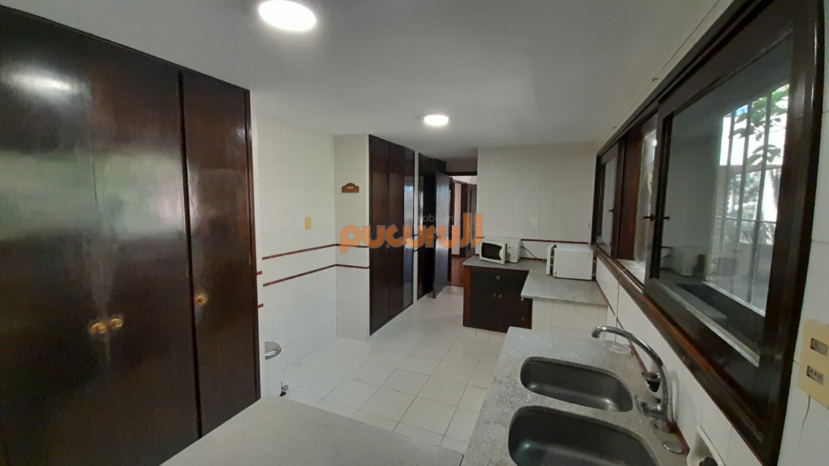 Casa ID.2204 - Excelente ubicación y entorno!
