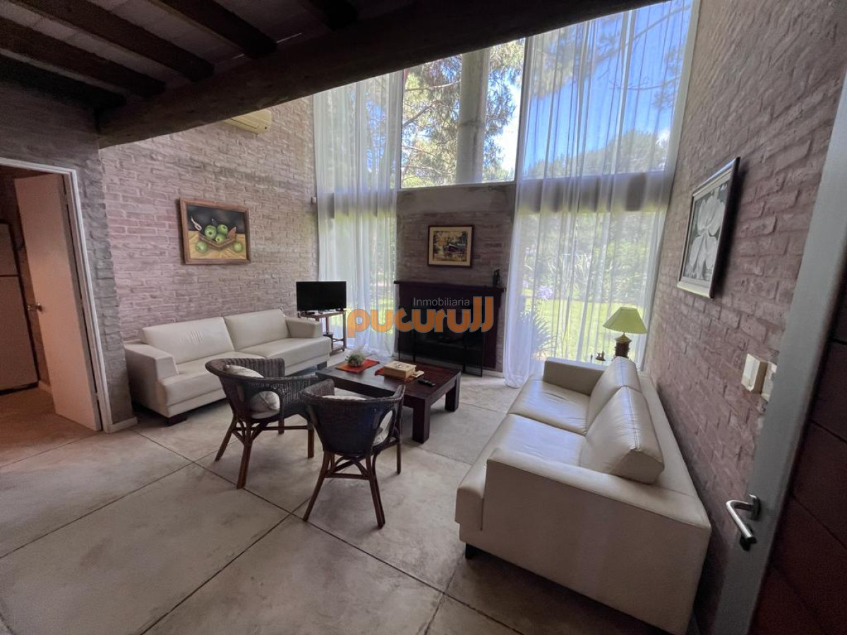 Casa ID.436 - Casa en Punta Ballena, Portezuelo Bosque