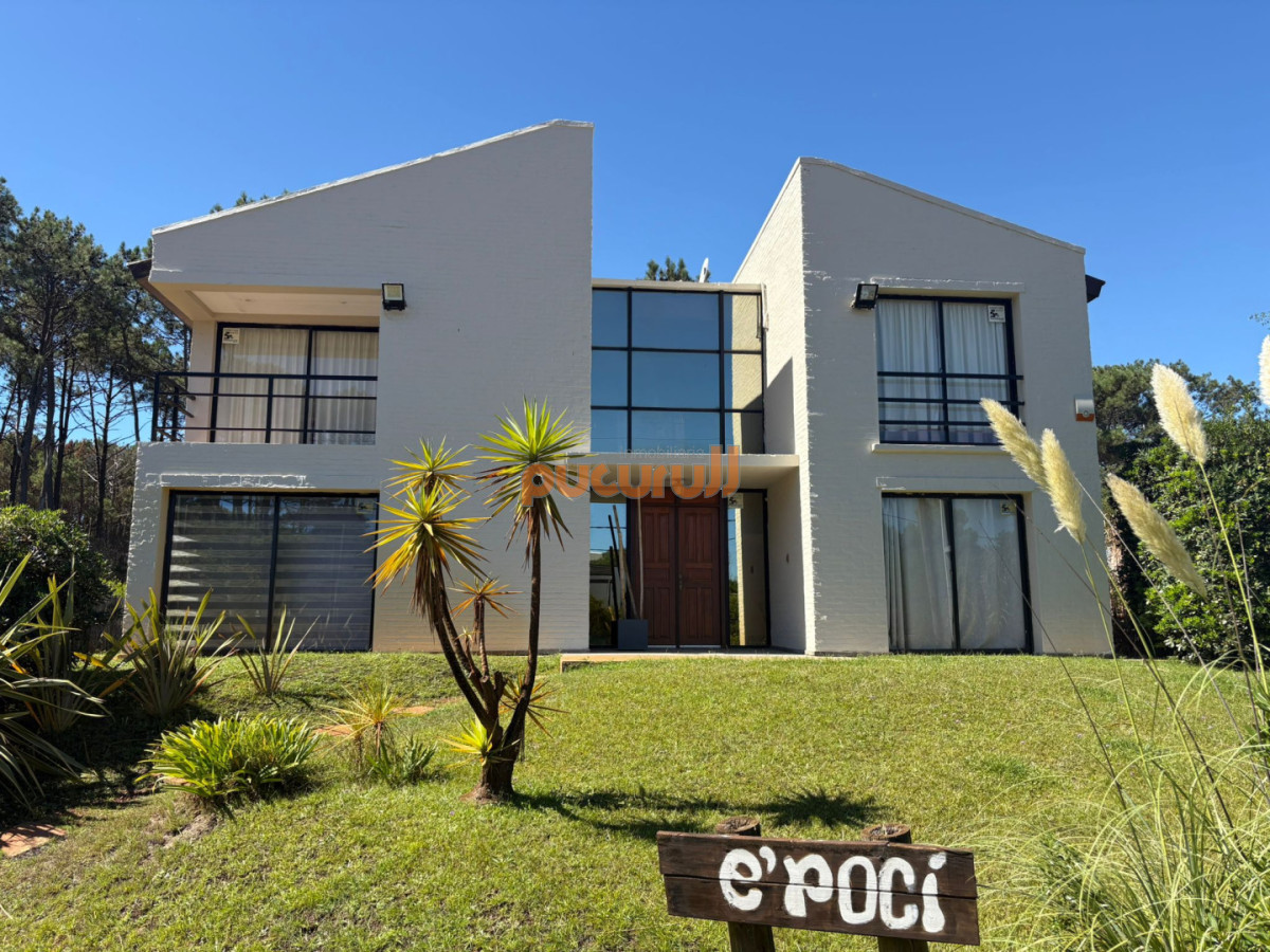 Casa ID.1983 - Excelente Ubicacion!!!