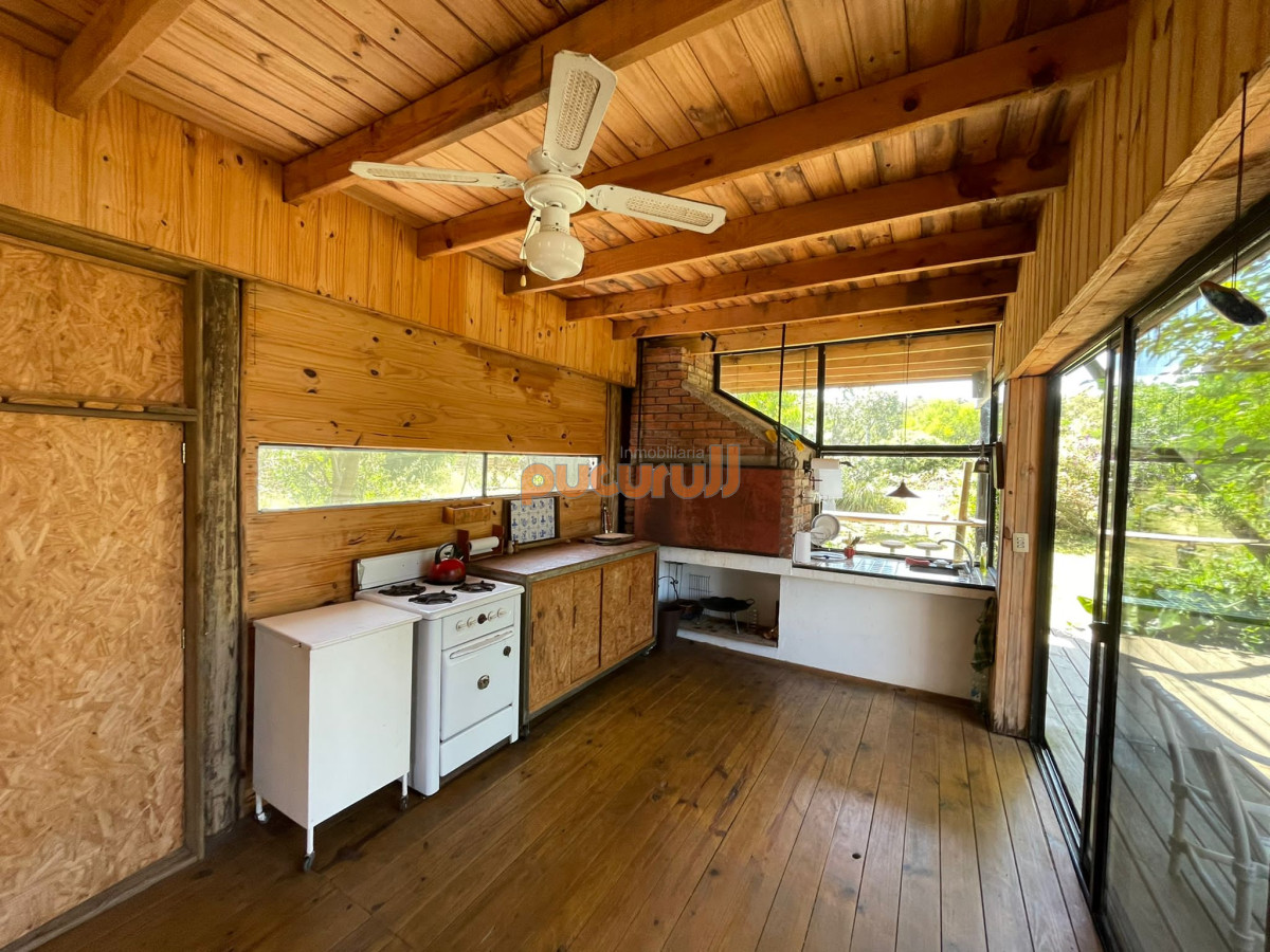 Casa ID.1200 - Simpática casa muy luminosa!