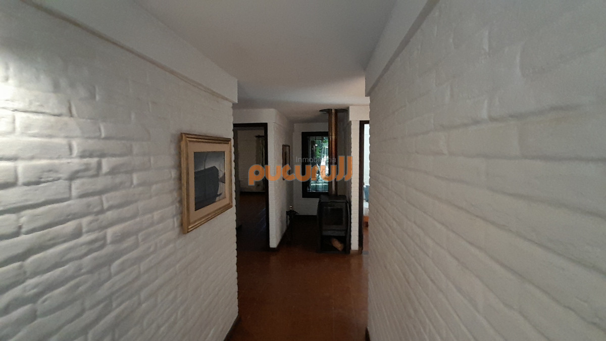 Casa ID.2204 - Excelente ubicación y entorno!