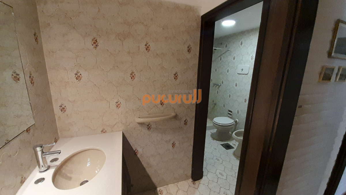Casa ID.2204 - Excelente ubicación y entorno!